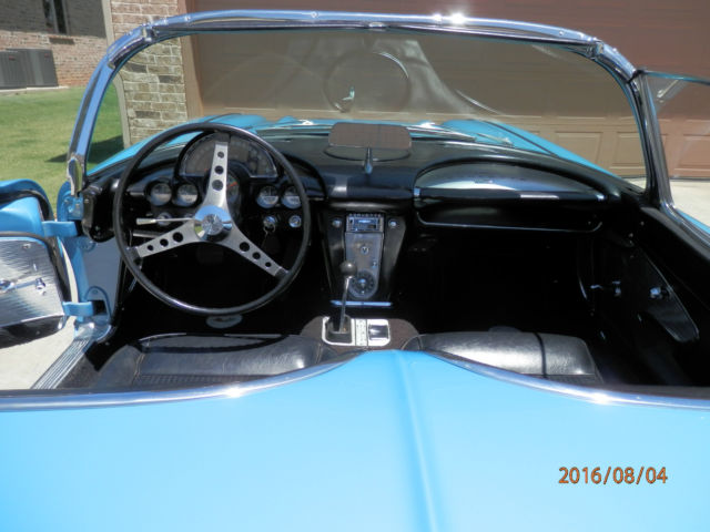1961 Chevrolet Corvette - photo 10