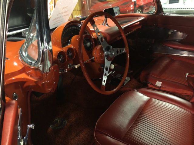 1961 Chevrolet Corvette - photo 8