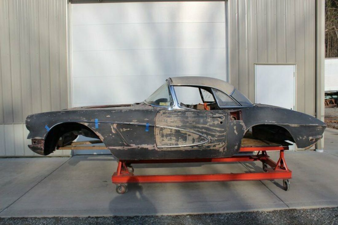 1961 Chevrolet Corvette - photo 4