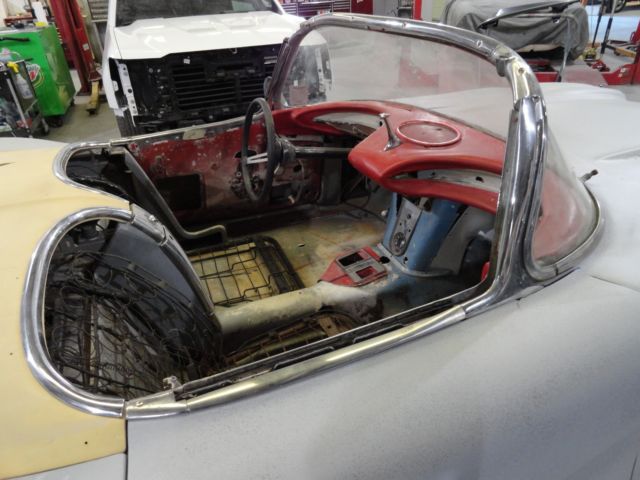 1961 Chevrolet Corvette - photo 7