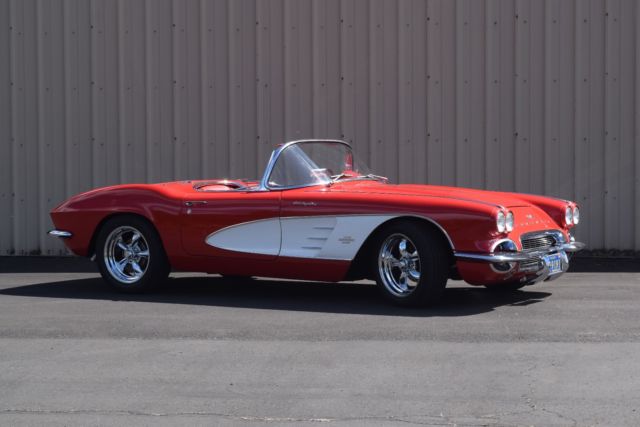1961 Chevrolet Corvette - photo 3