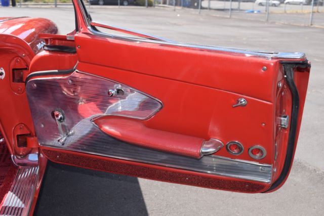 1961 Chevrolet Corvette - photo 6