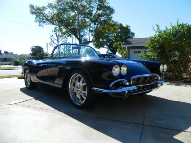 1961 Corvette Resto Rod with a LS 7 and Chassis Works Chassis C4 Up grades 1961 Chevrolet Corvette