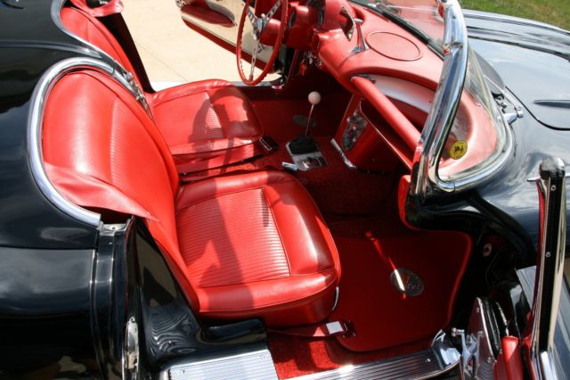 1961 Chevrolet Corvette - photo 9