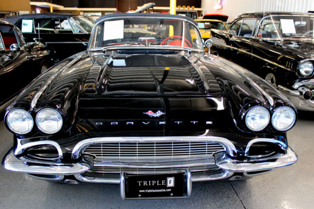1961 Chevrolet Corvette - photo 2