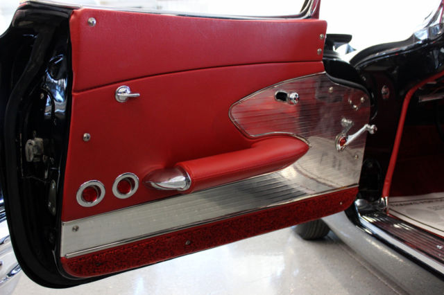 1961 Chevrolet Corvette - photo 8
