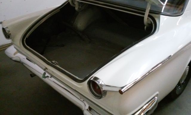 1961 Dodge Lancer 770 - photo 2