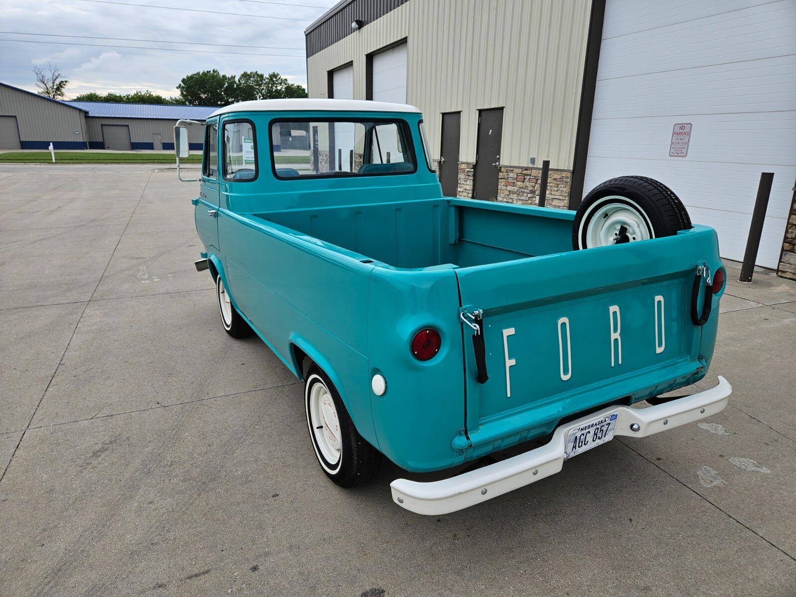 1961 Ford Econoline Turquoise & White - photo 12