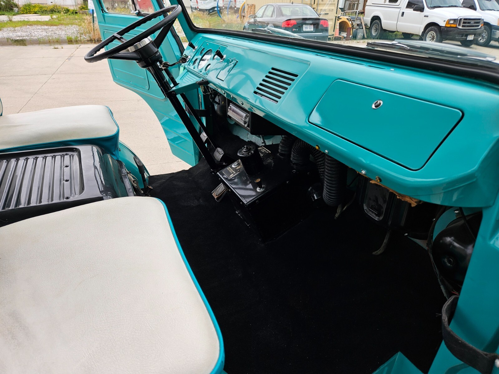 1961 Ford Econoline Turquoise & White - photo 8