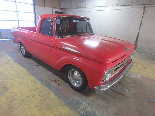 1961 Ford F-100 - photo 3