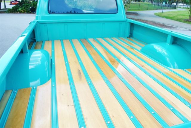 1961 Ford F-100 Custom Restomod Fully Restored Nut & Bolt V8 A/C - photo 9