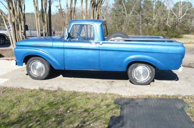 1961 FORD F 100 UNIBODY PICKUP TRUCK - 31,892 ORIGNAL MILES -223 6 CYL. 1961 Ford F-100 F - 100