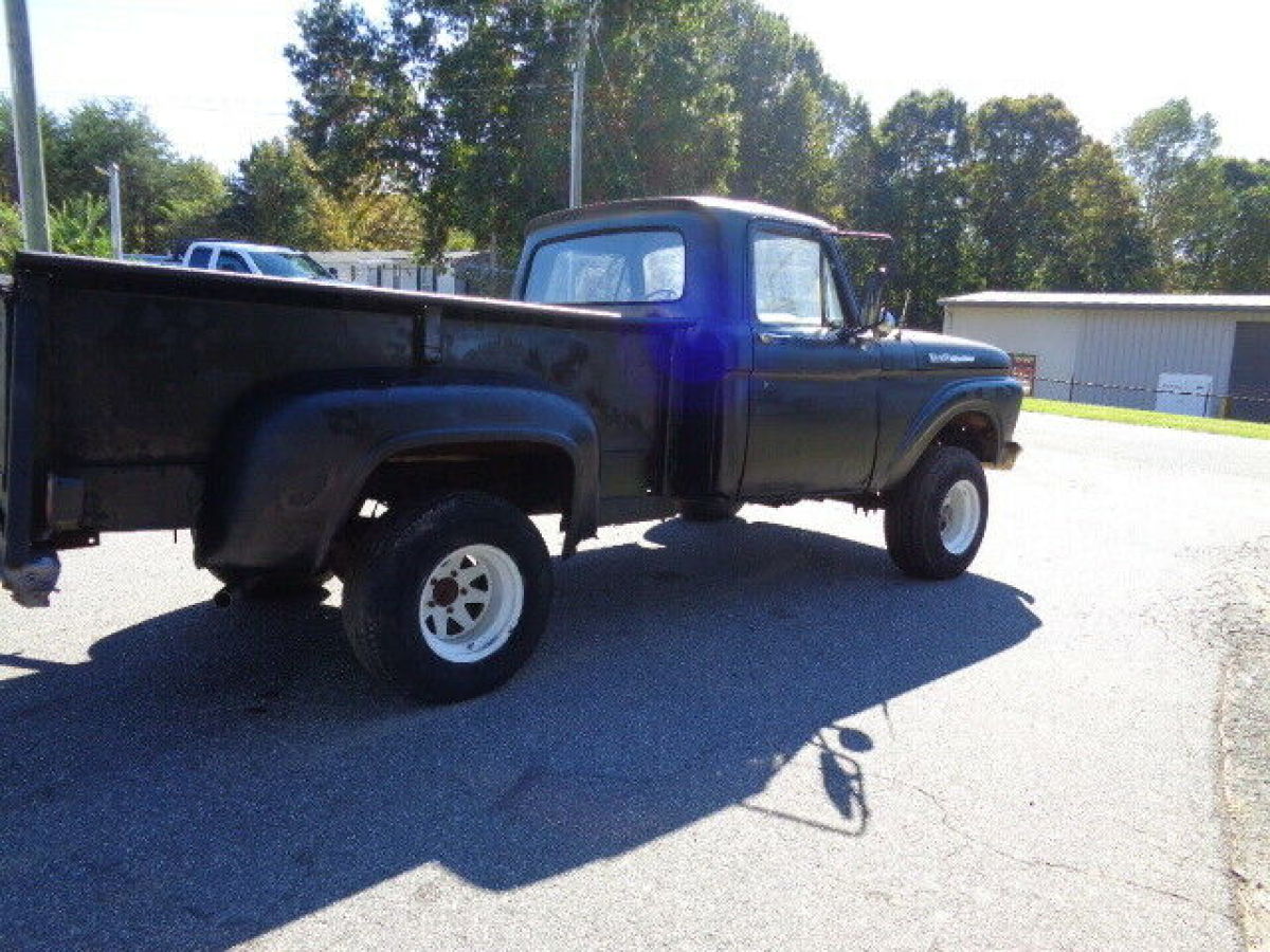 1961 Ford F-100 4X4 CUSTOM CAB - photo 2