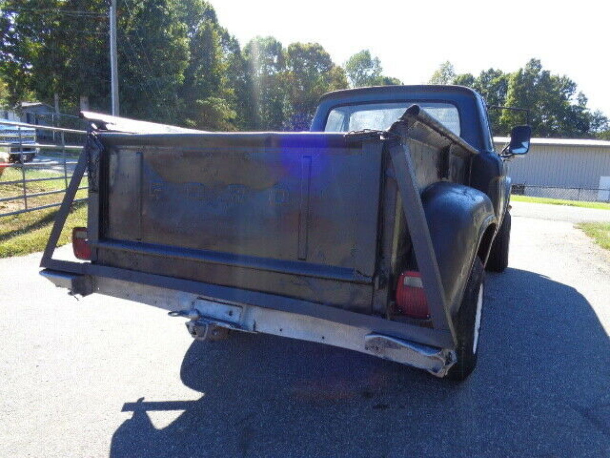 1961 Ford F-100 4X4 CUSTOM CAB - photo 3