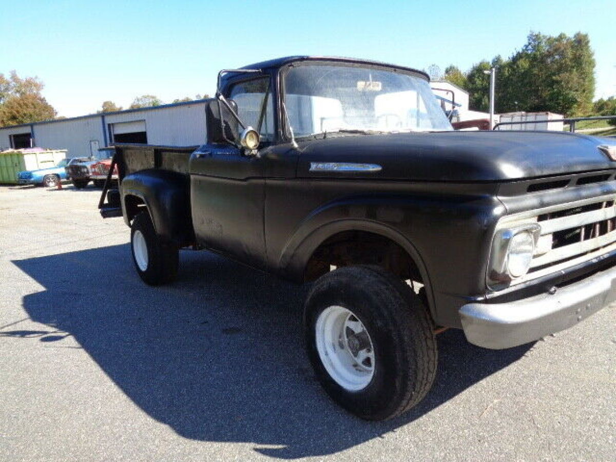 1961 Ford F-100 4X4 CUSTOM CAB - photo 8