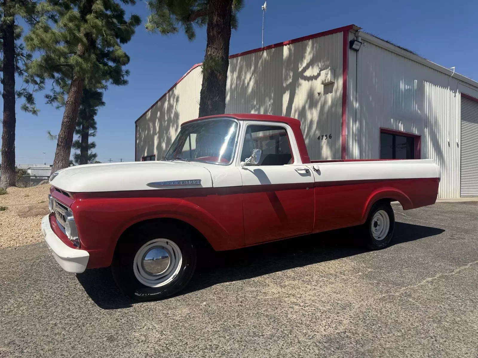 1961 Ford F100 unabody