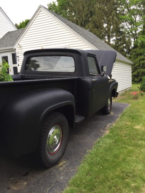 1961 Ford F-100 short bed - photo 2