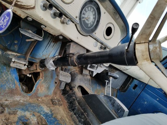 1961 Ford F-100 Custom Cab - photo 11