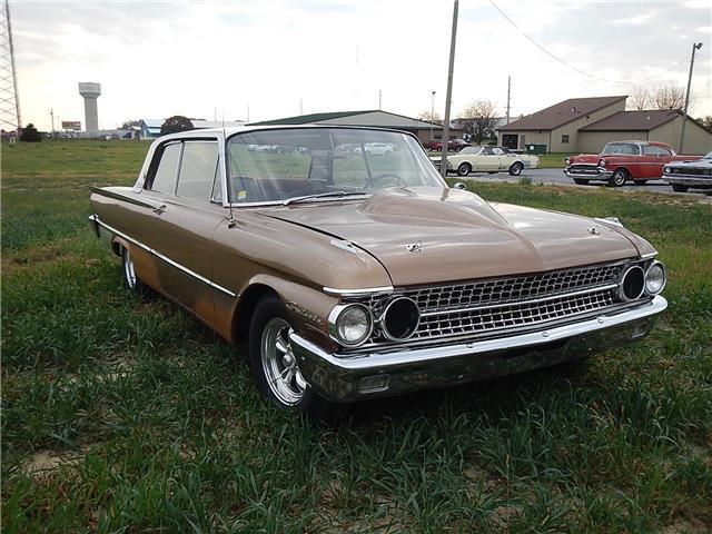 1961 Ford Galaxie 2 door 89133 Miles Bronze/Corinthian white 390 Automatic 1961 Ford Galaxie 2 door