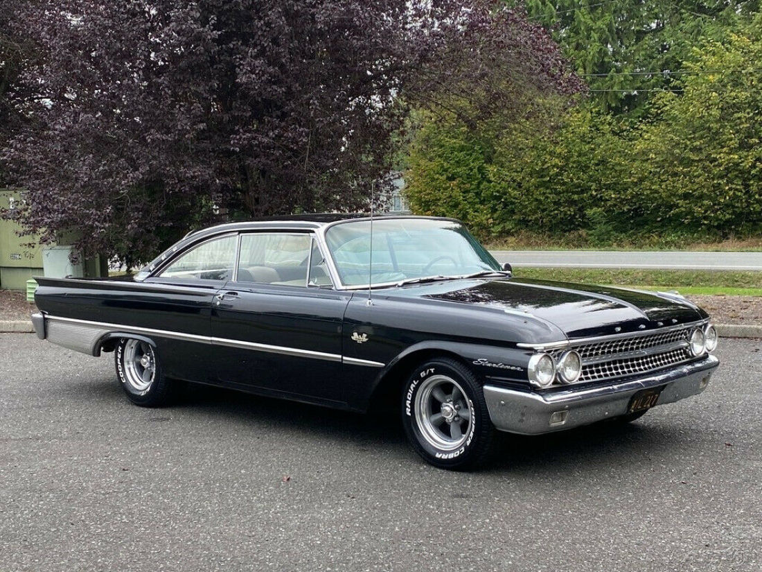 1961 Ford Galaxie Starliner Z Code 375 Horsepower Original Raven Black Paint - photo 11