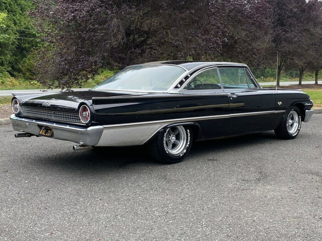 1961 Ford Galaxie Starliner Z Code 375 Horsepower Original Raven Black Paint - photo 8