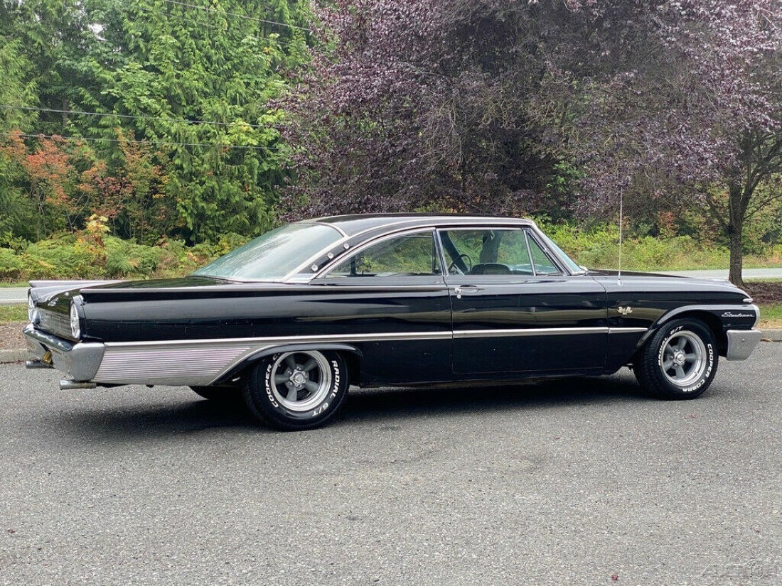 1961 Ford Galaxie Starliner Z Code 375 Horsepower Original Raven Black Paint - photo 9