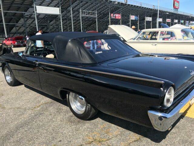 1961 Ford Sunliner - photo 4