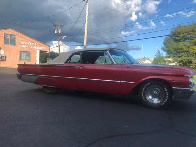 1961 Ford Galaxie Sunliner - photo 2