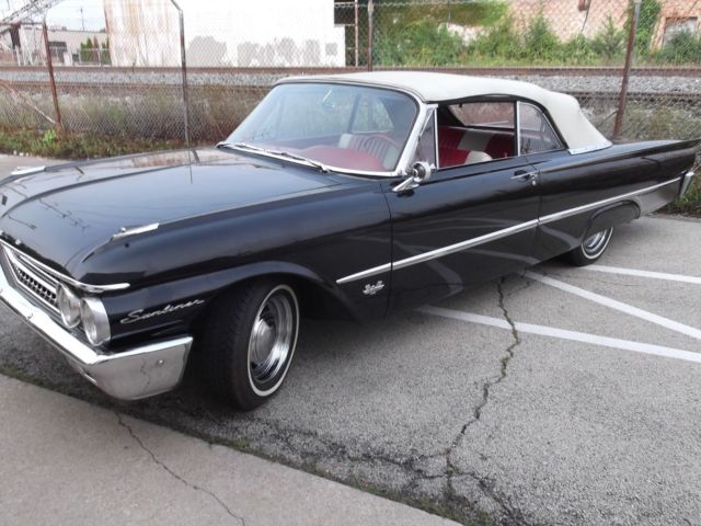 1961 Ford Galaxie Deluxe - photo 2