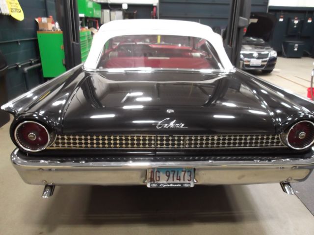 1961 Ford Galaxie Deluxe - photo 3