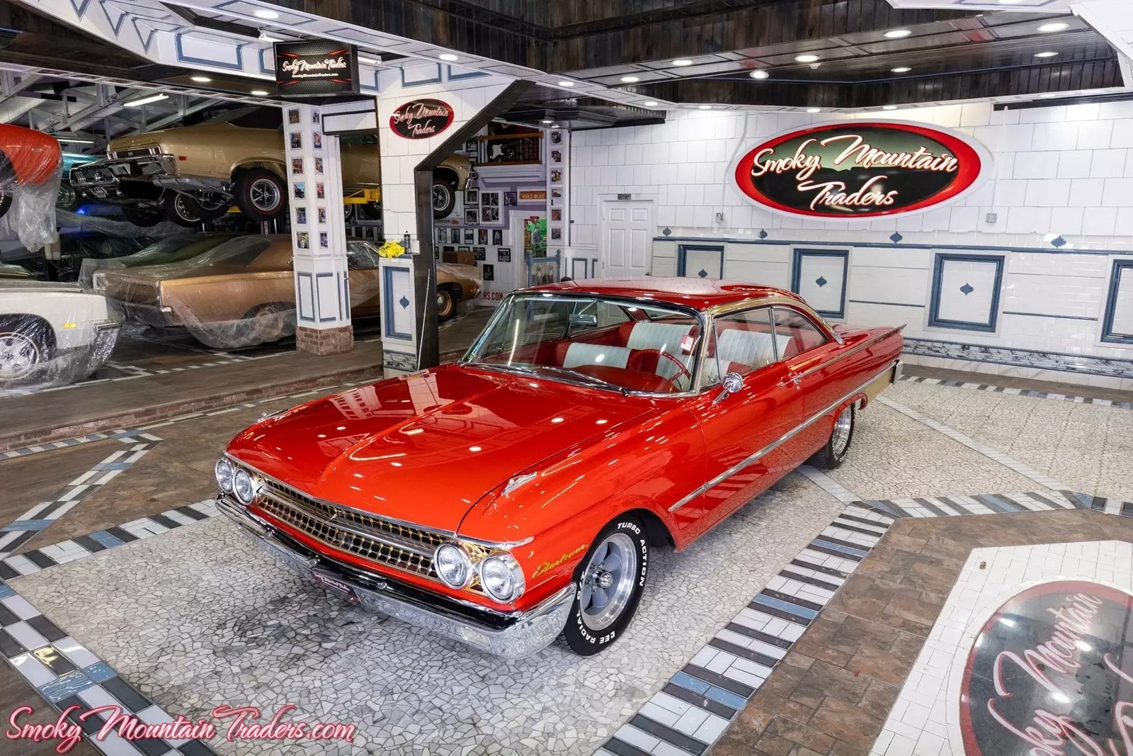 1961 Ford Starliner