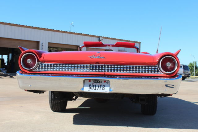 1961 Ford Galaxie Sunliner - photo 5