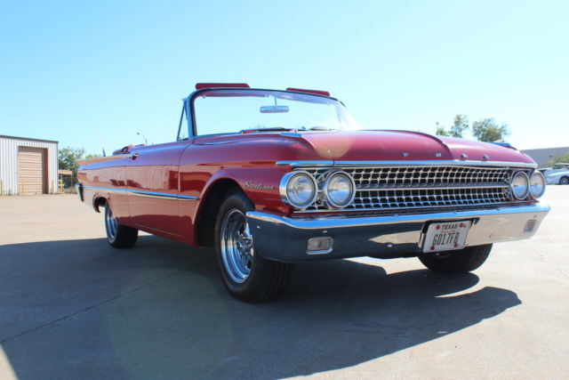 1961 Ford Galaxie Sunliner - photo 6