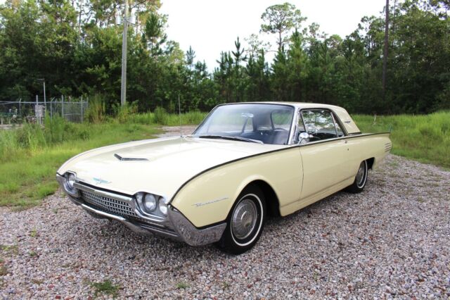 1961 Ford Thunderbird 390 Z-Code V8 Bird 39k Original Miles 140+ HD Pictures 1961 Ford Thunderbird 390 Z-Code V8 Bird 39k Original Miles 140+ HD PICS