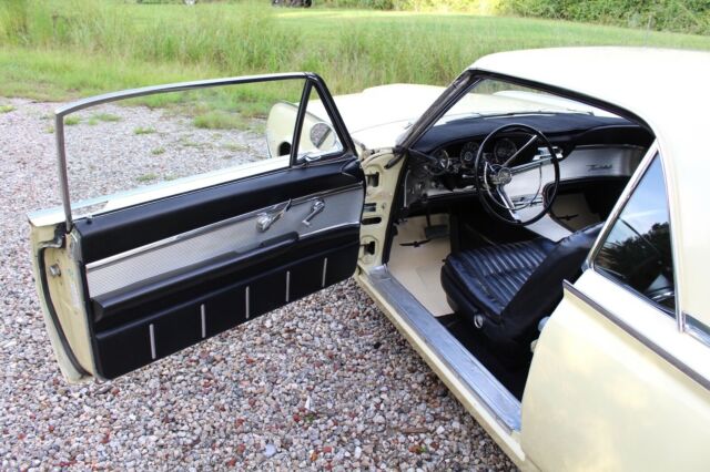 1961 Ford Thunderbird 390 Z-Code V8 Bird 39k Original Miles 140+ HD PICS - photo 11