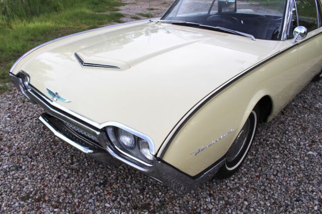 1961 Ford Thunderbird 390 Z-Code V8 Bird 39k Original Miles 140+ HD PICS - photo 7