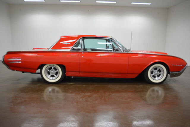 1961 Ford Thunderbird -- - photo 8
