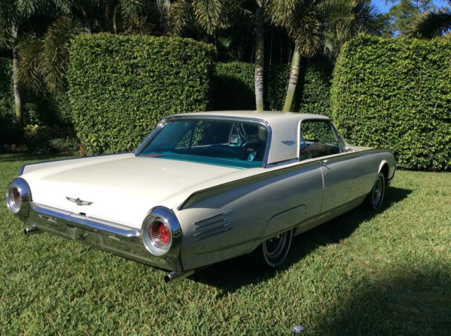 1961 Ford Thunderbird - photo 4