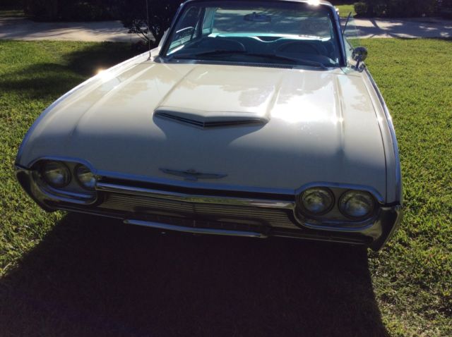 1961 Ford Thunderbird - photo 8