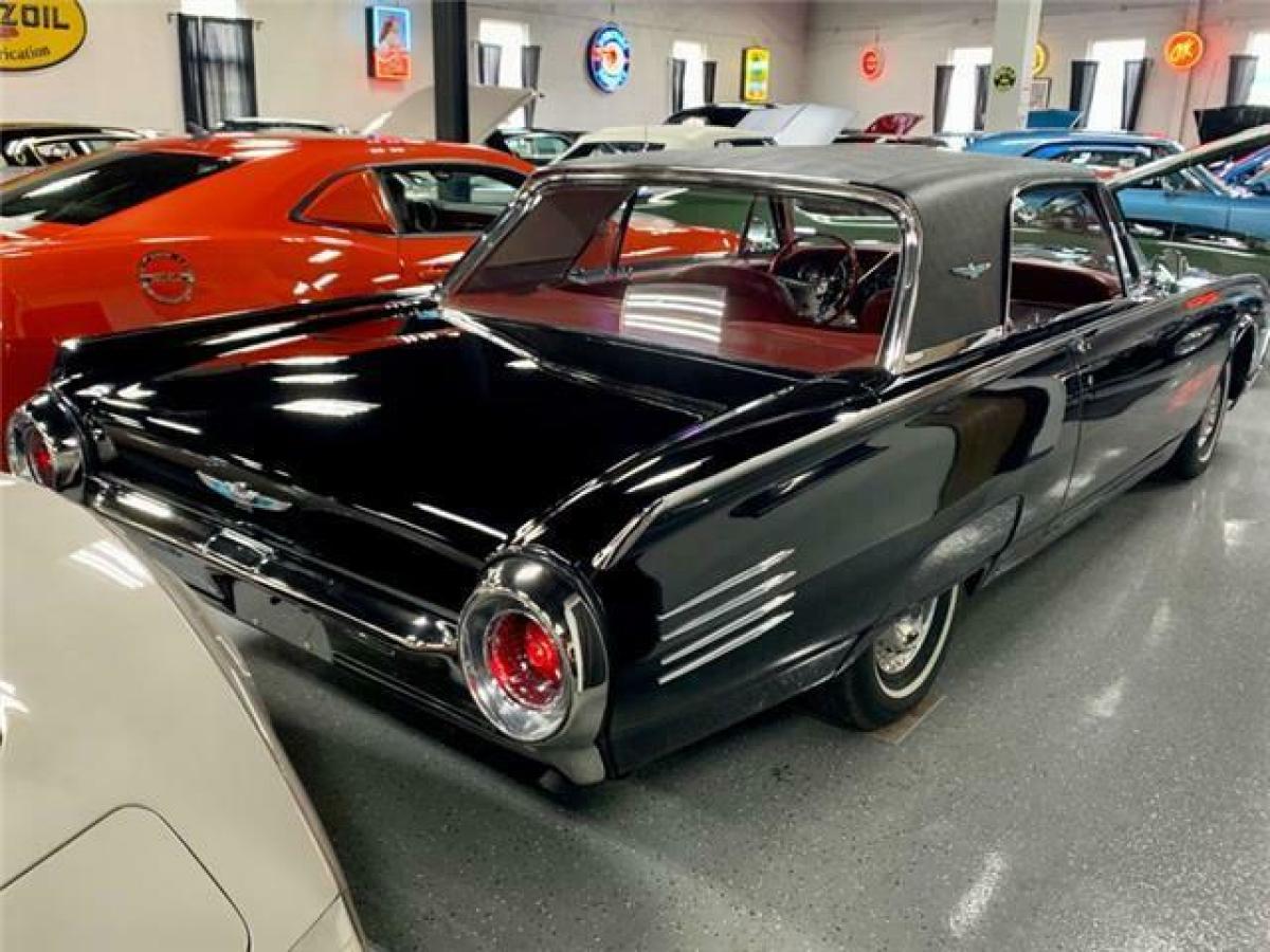 1961 Ford Thunderbird - photo 11