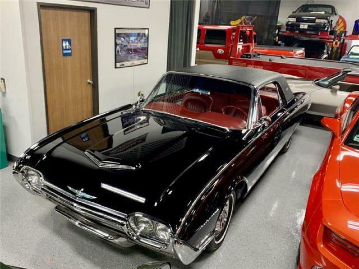 1961 Ford Thunderbird - photo 8