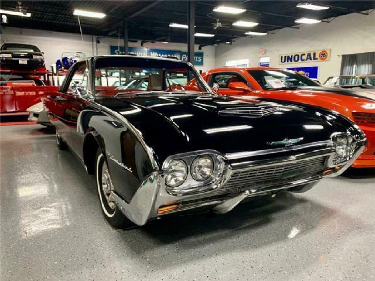 1961 Ford Thunderbird - photo 9