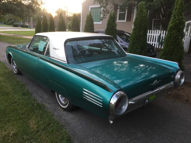 1961 Ford Thunderbird - photo 2