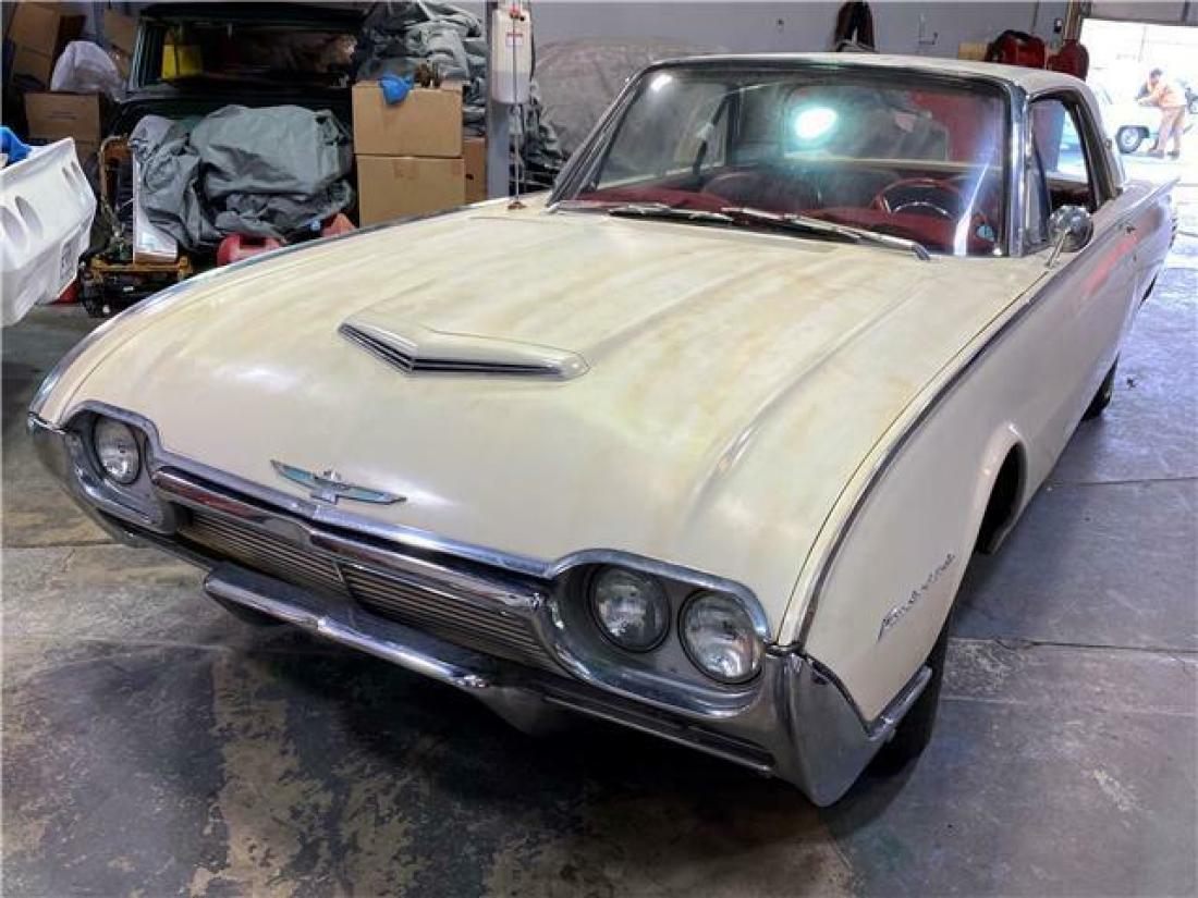 1961 Ford Thunderbird for sale! 1961 Ford Thunderbird