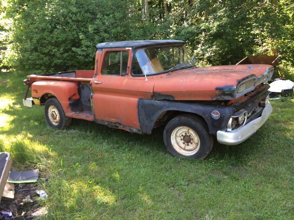 1961 GMC Truck Very Original 305 V6 4 Speed. Runs and drives. Chevy C10 C20 1961 GMC Other