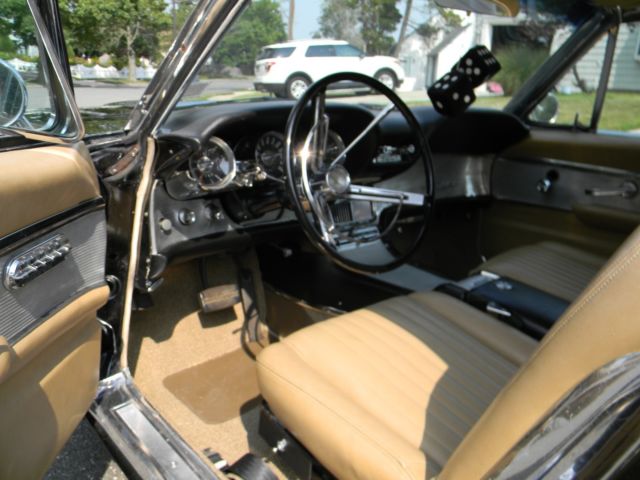 1961 Ford Thunderbird - photo 6