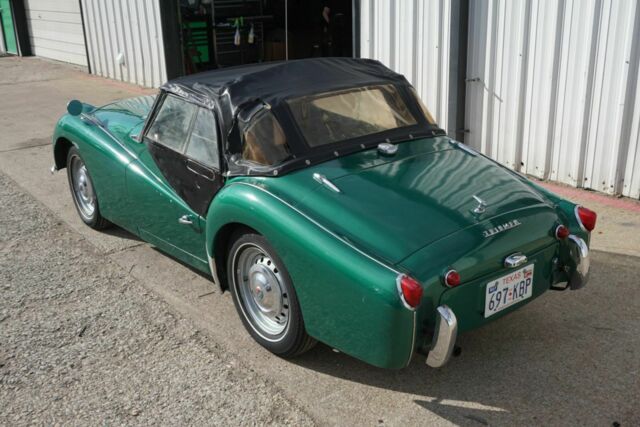 1961 Triumph TR3 - photo 11