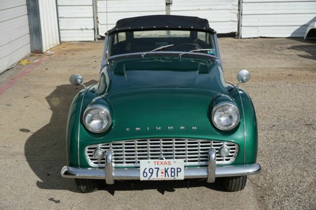 1961 Triumph TR3 - photo 2