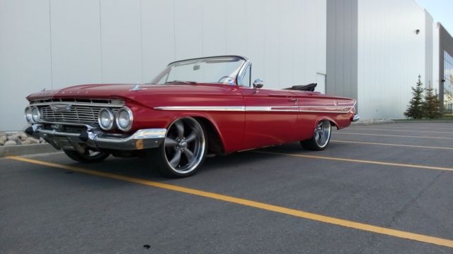 1961 Chevrolet Impala Convertible - photo 2