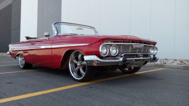 1961 Chevrolet Impala Convertible - photo 3